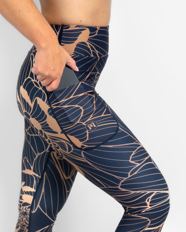 Signature Aurelia Leggings
