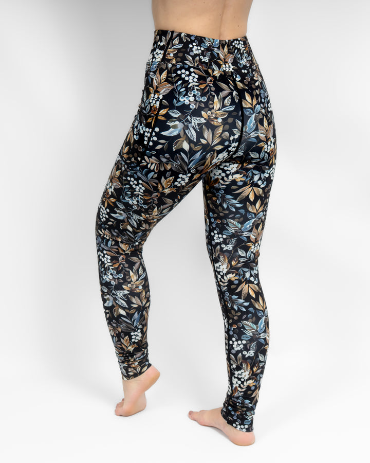 Aya Ravenberry Winter Leggings