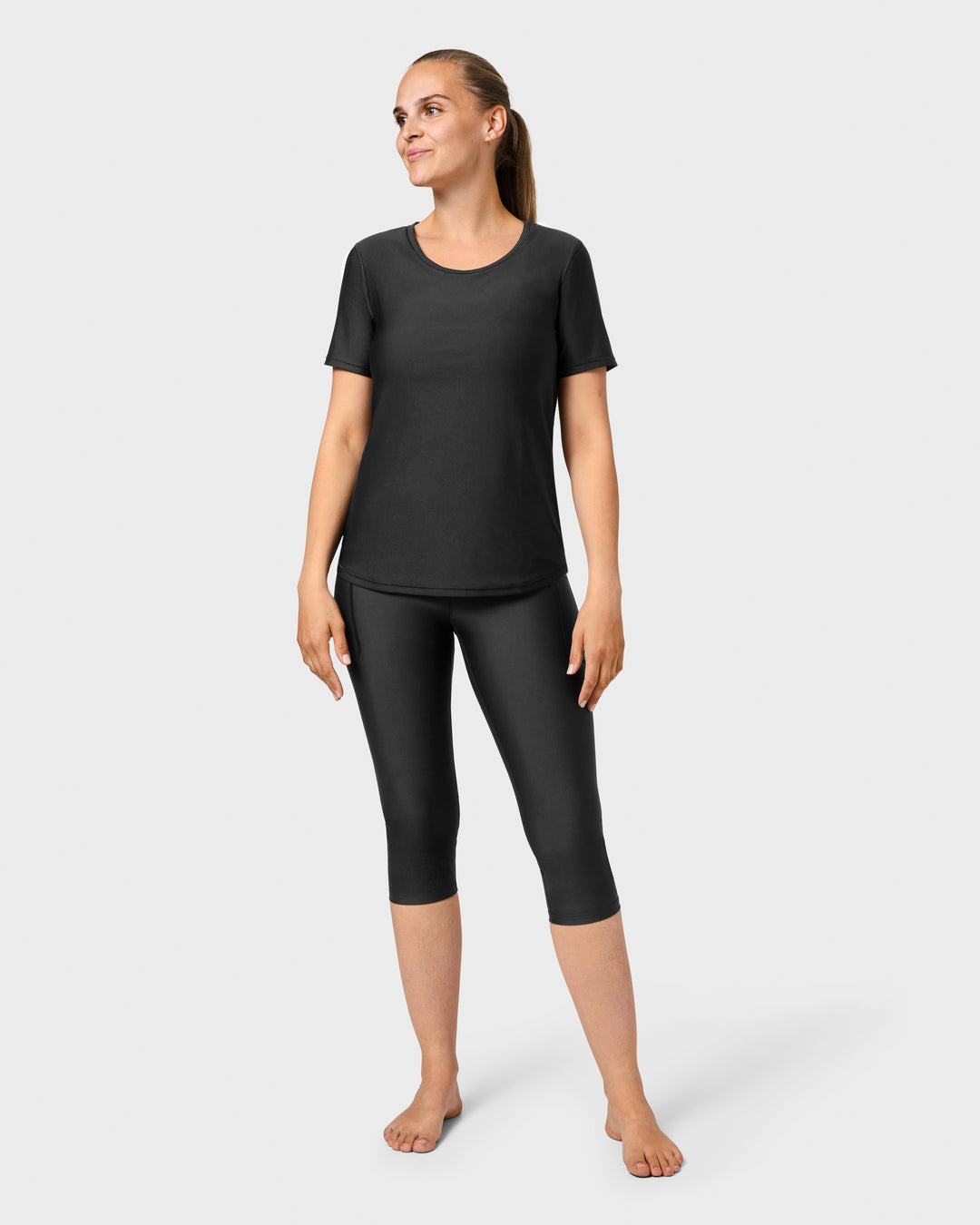 Black Capri