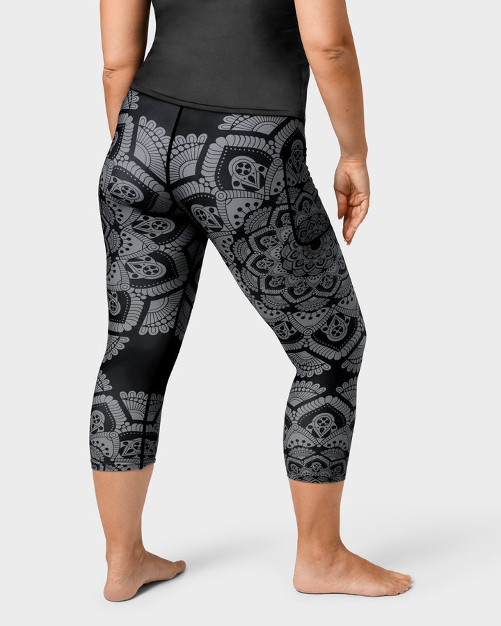 Dark Mandala Capri
