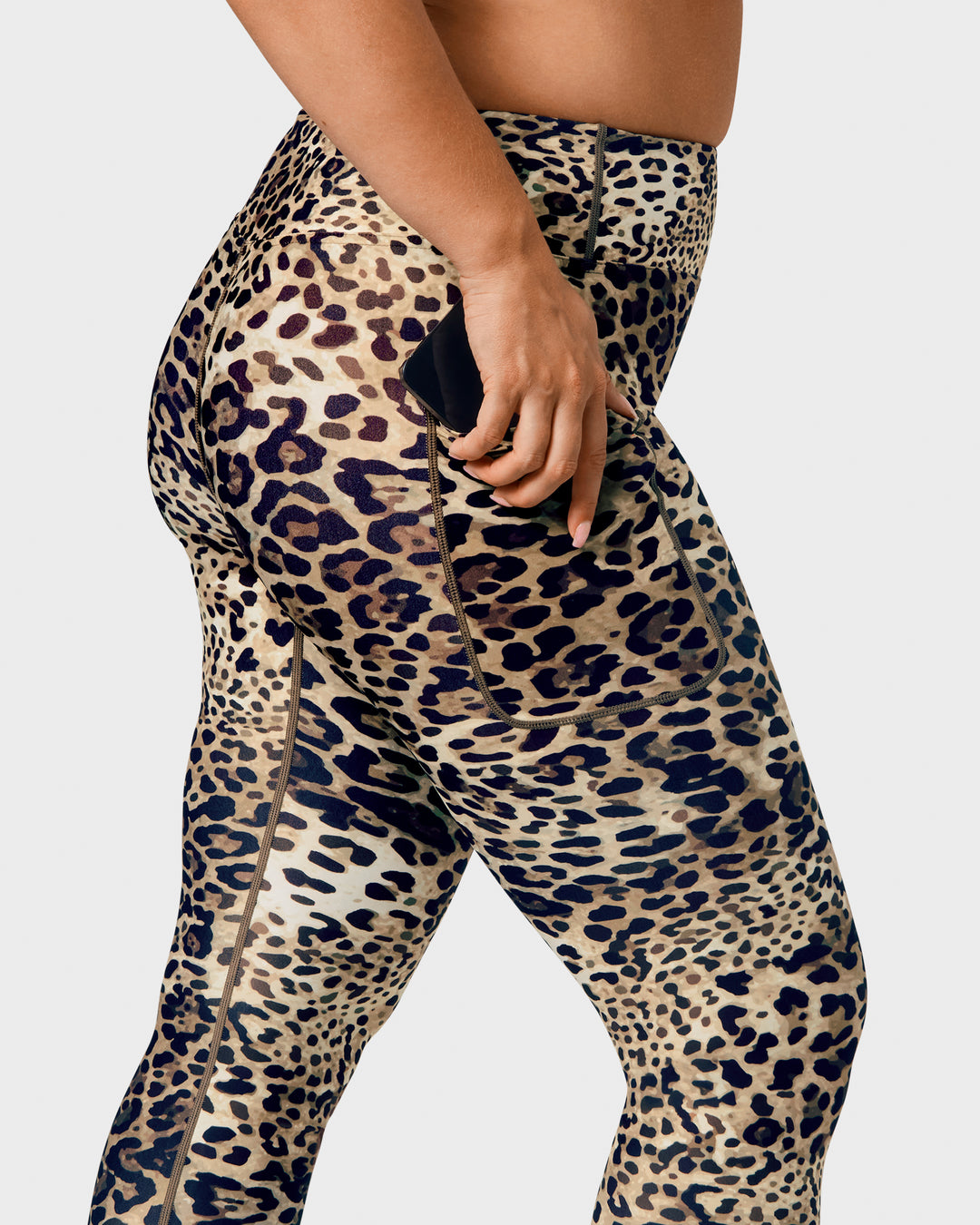 Leopard Capri