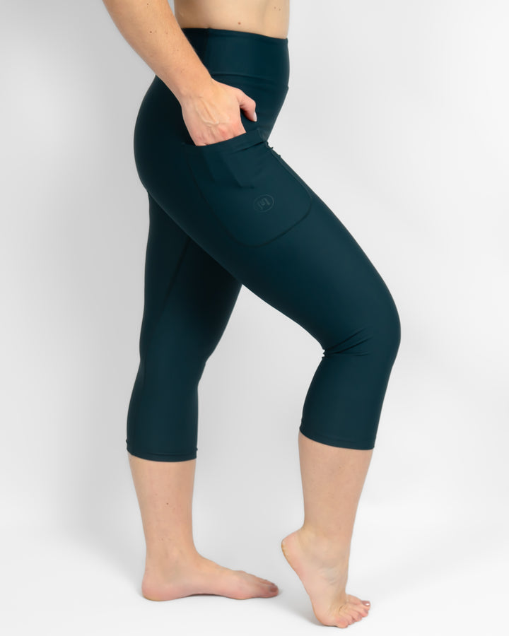 Midnight Teal Capri