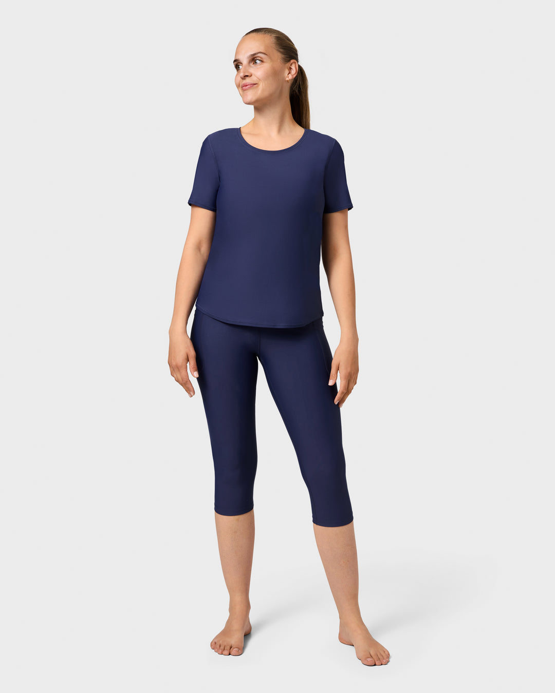 Navy Capri
